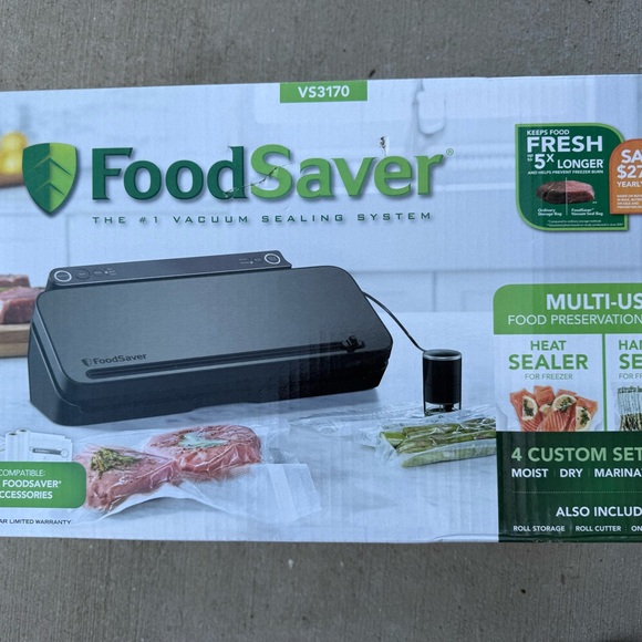 FoodSaver Vacuum Sealing System